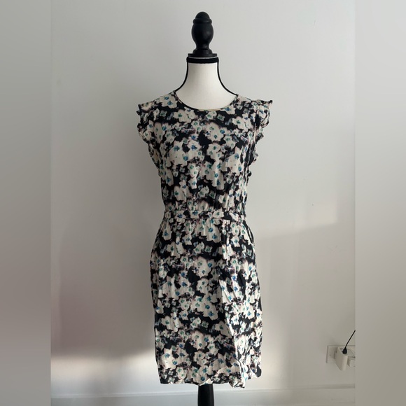 Reiss Dresses & Skirts - Reiss Black and White Floral Midi Dress